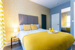 Glorious 2 - bed Flat with Free Parking
